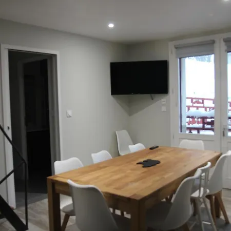 Plein Coeur Cauterets: Appartement 6/8 Personnes Exterior photo